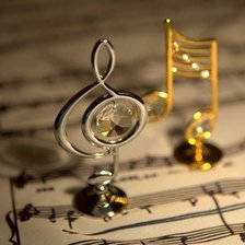 Схема вышивки «Скрипичный ключ»