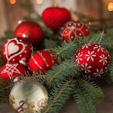 Схема вышивки «Новогодние игрушки»