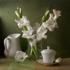 Схема вышивки «натюрморт с белыми гладиолусами»