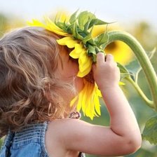 Схема вышивки «Девочка с подсолнухом»