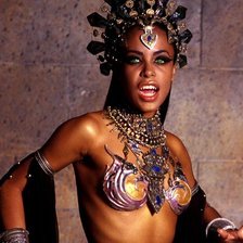 Схема вышивки «к/ф королева проклятых (Акаша)»