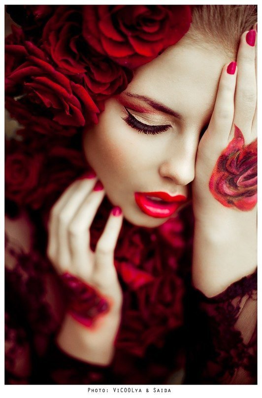 Страсть - красный, розы, губы, портрет, лицо, цветы, страсть, девушка - оригинал