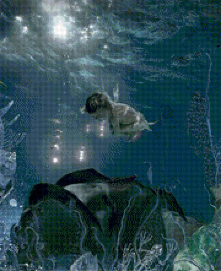 малыш в воде - предпросмотр