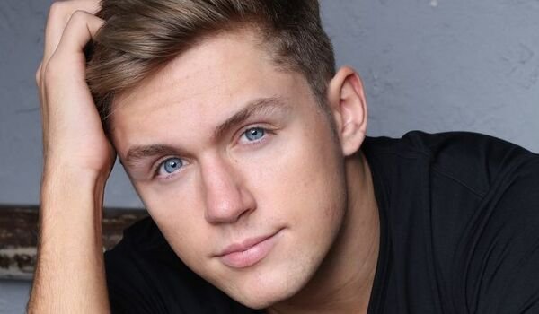 Влад Соколовский - музыкант, влад соколовский, артист, парень - оригинал