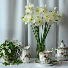 Схема вышивки «Натюрморт с нарциссами»