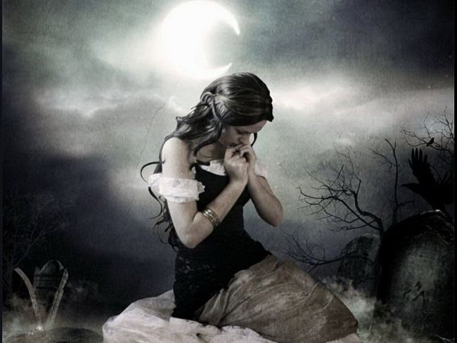Полная луна - готика, девушка - оригинал