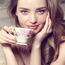 Схема вышивки «Миранда Керр»