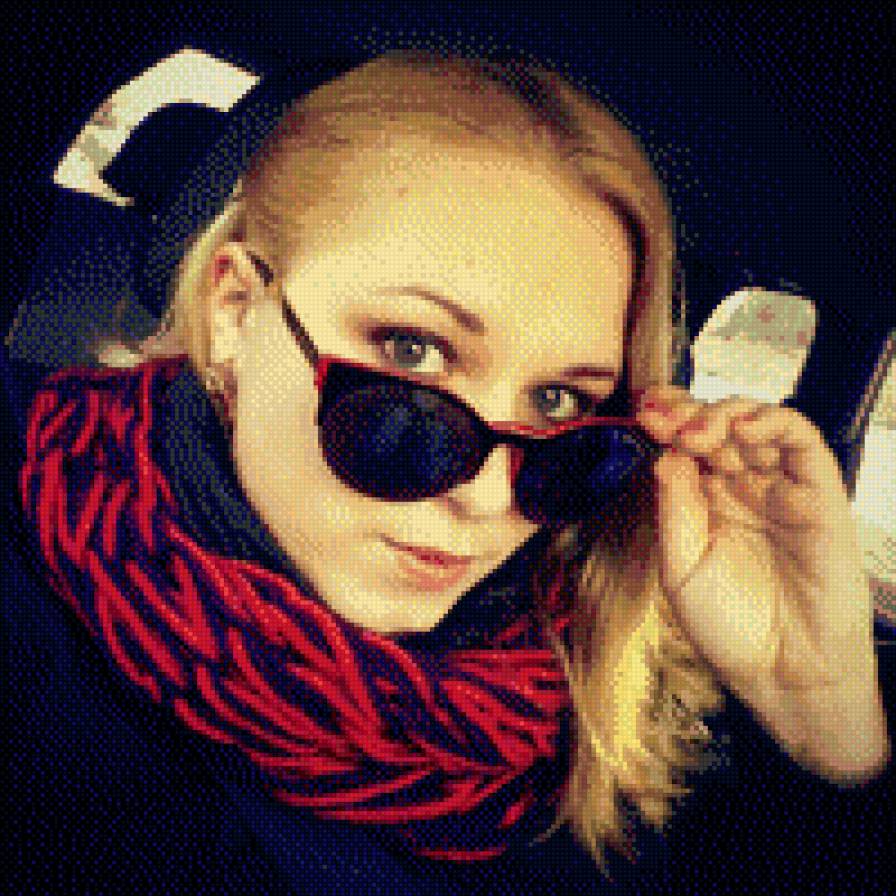 девушка - очки, деаушка - предпросмотр