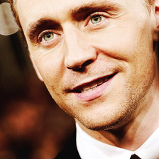 Схема вышивки «Том Хиддлестон»