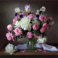 Схема вышивки «Пионы»