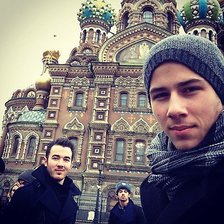 Схема вышивки «jonas brothers»
