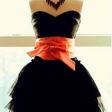 Схема вышивки «Платье»