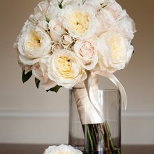 Схема вышивки «Белые пионы»