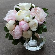 Схема вышивки «Белые пионы»