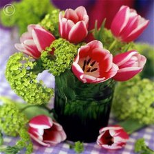 Схема вышивки «бархатные тюльпаны»