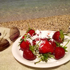 Схема вышивки «Море, лето, клубника...»