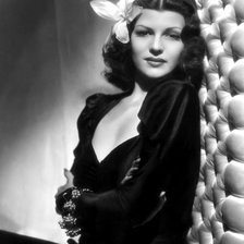 Схема вышивки «Rita Hayworth»