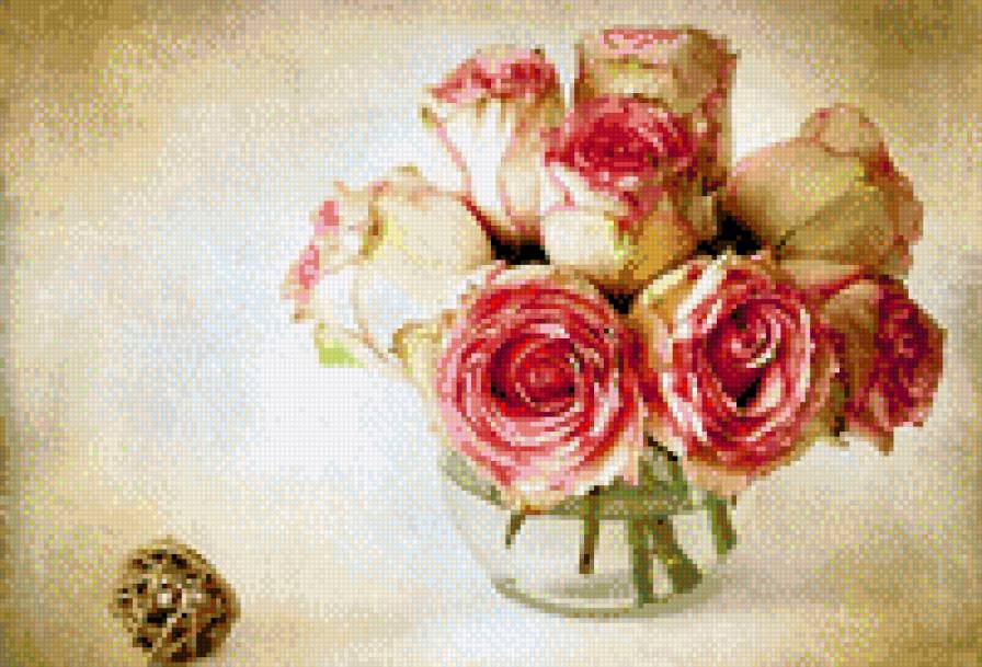 Розы в вазе - предпросмотр