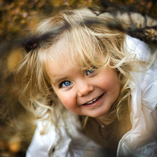 Схема вышивки «девочка»