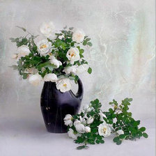 Схема вышивки «Натюрморт с белыми цветами»