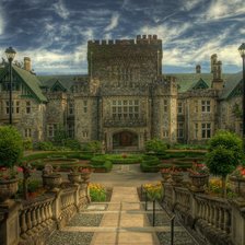 Схема вышивки «Замок 8»