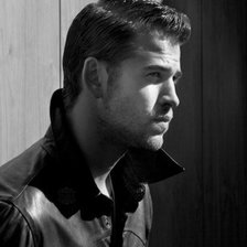 Схема вышивки «Лиам Хемсворт»