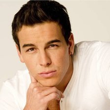 Схема вышивки «Марио Касес»