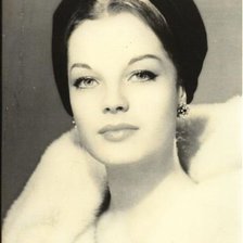 Схема вышивки «Роми Шнайдер»