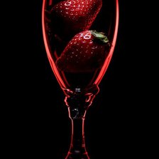 Схема вышивки «спелая клубничка»