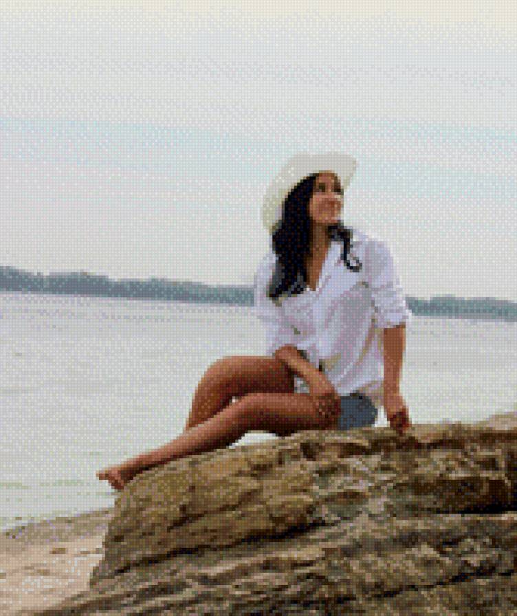 на берегу - предпросмотр