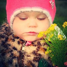 Схема вышивки «Девочка с цветами»