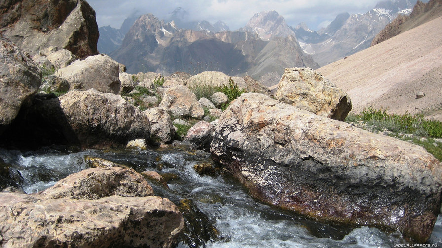 Горная река - природа - оригинал