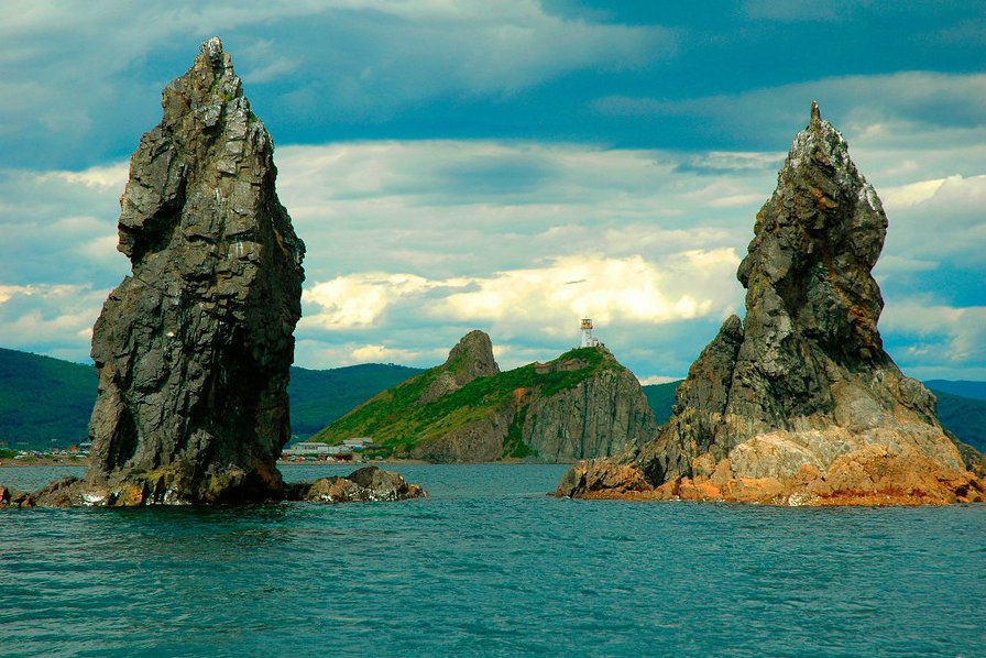 Р.Пристань  Два брата - море, скалы - оригинал