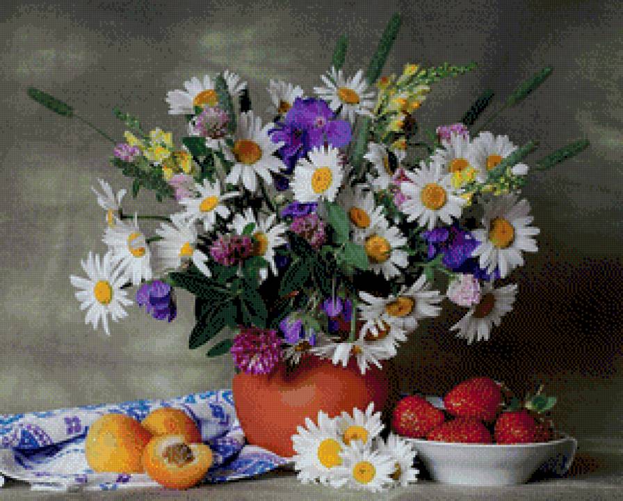 Букет и клубника - предпросмотр