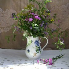 Схема вышивки «летний букет в кувшине»