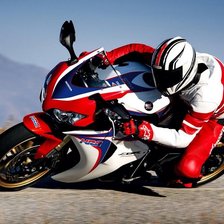 Схема вышивки «Хонда»