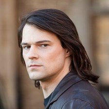 Схема вышивки «Данила Козловский»