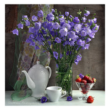 Схема вышивки «натюрморт с колокольчиками»