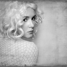 Схема вышивки «девушка»