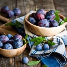 Схема вышивки «сливы»