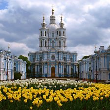 Схема вышивки «Смольный»