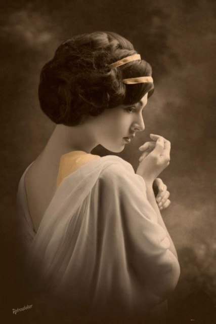 девушка ретро - оригинал