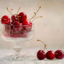 Схема вышивки «Вишни в вазе»