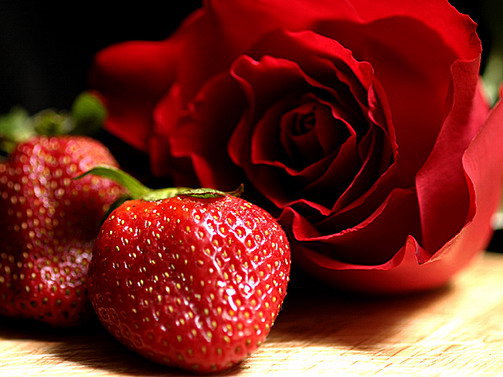 Роза с клубникой - роза - оригинал