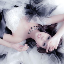 Схема вышивки «Девушка»