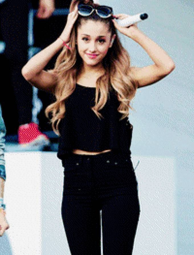 Ariana Grande - предпросмотр