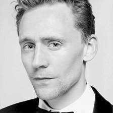 Схема вышивки «Том Хиддлестон»