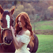 Схема вышивки «Рыжая с конем»