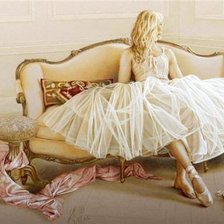 Схема вышивки «Балерина в кремовых тонах»