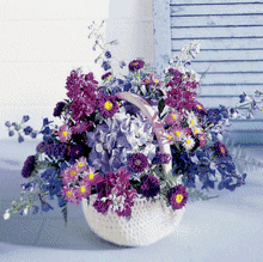 корзина с цветами - предпросмотр